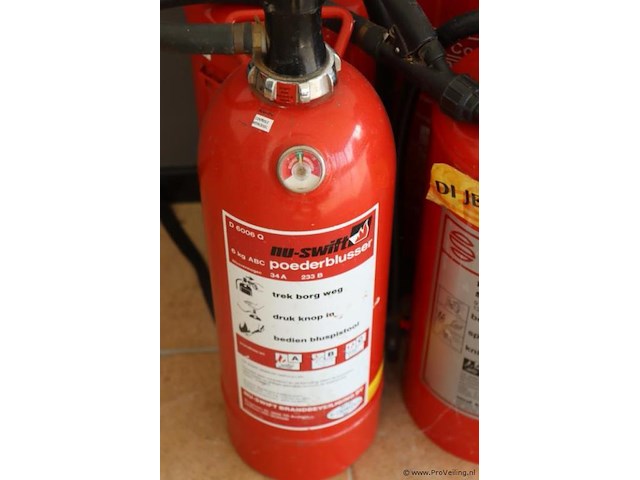Partij brandblussers, diverse soorten o.a. 6kg abc poeder & 9ltr schuim - afbeelding 3 van  7