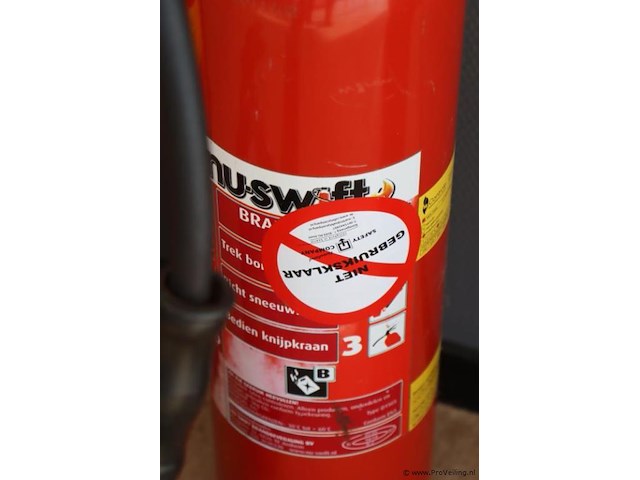 Partij brandblussers, diverse soorten o.a. 6kg abc poeder & 9ltr schuim - afbeelding 5 van  7