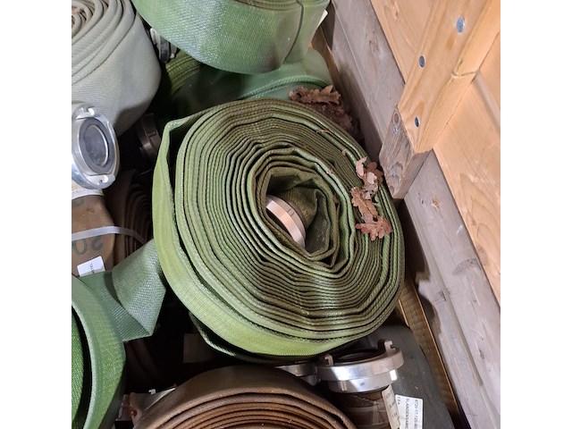 Partij brandslangen - afbeelding 4 van  8