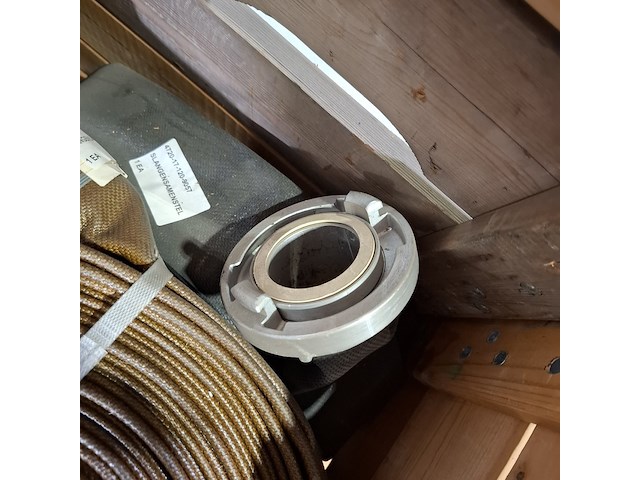 Partij brandslangen - afbeelding 7 van  8