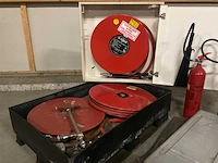 Partij brandveiligheidsmaterieel - afbeelding 2 van  2