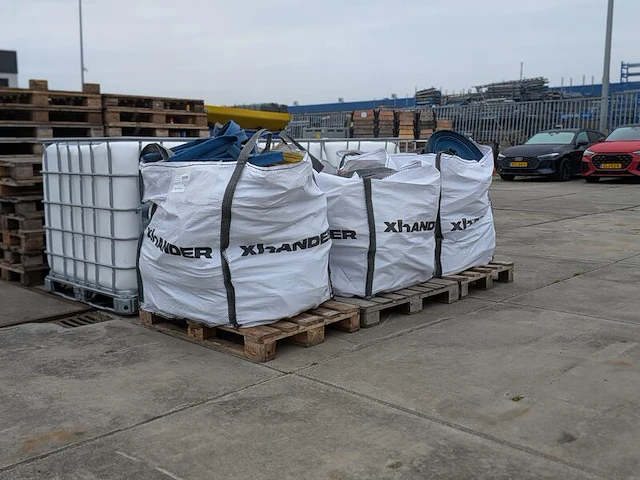 Partij brandweerslangen met storz-koppeling, incl. 3x xhander big bag - afbeelding 1 van  7