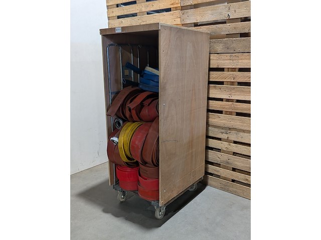 Partij brandweerslangen met storz koppeling, incl. rolcontainer - afbeelding 2 van  7