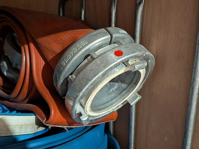 Partij brandweerslangen met storz koppeling, incl. rolcontainer - afbeelding 6 van  7