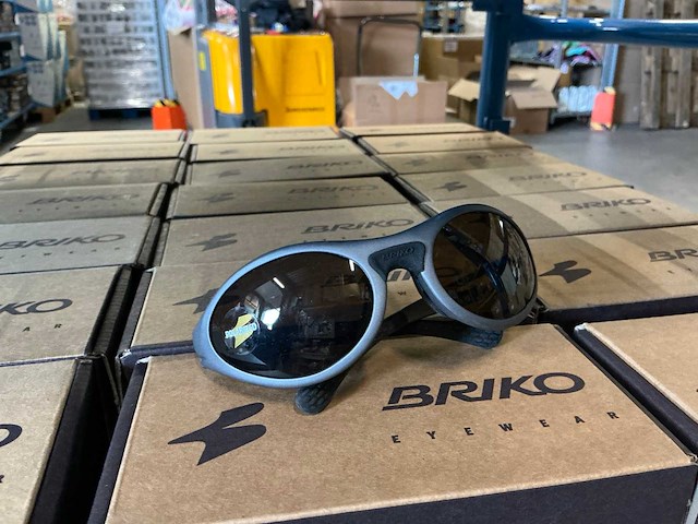 Partij briko glasses starter anthracite mat 2e polar brown (63x) - afbeelding 1 van  3