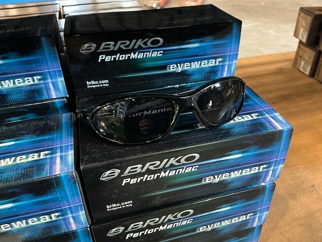 Partij briko spire eyewear dual black 03c h dark grey (66x) - afbeelding 1 van  3