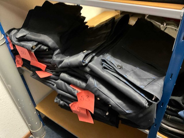 Partij broeken en overals - afbeelding 15 van  22