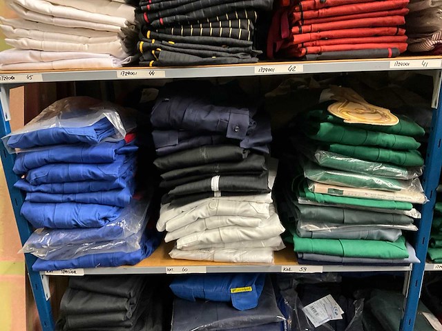 Partij broeken en overals - afbeelding 17 van  22