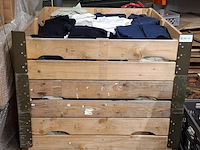 Partij broeken en overhemden - afbeelding 1 van  10