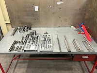 Partij brootsgereedschappen - afbeelding 1 van  7