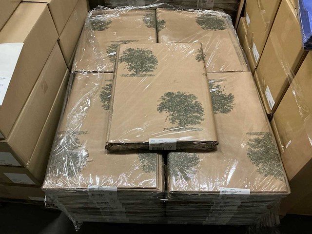 Partij bruin fsc mix 70% eikenboom 60x85cm sheets (33x) - afbeelding 1 van  5