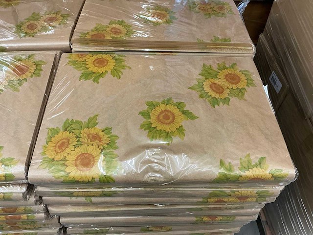 Partij bruin fsc mix 70% zonnenbloem 60x85cm 10kg per pak (60x) - afbeelding 1 van  3