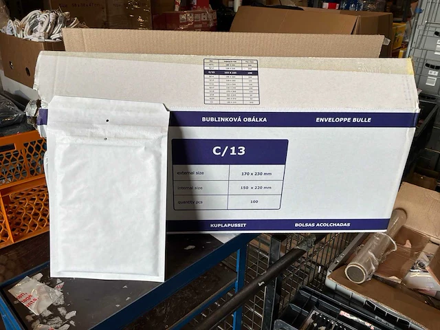 Partij bubbel enveloppen (300x) - afbeelding 1 van  2