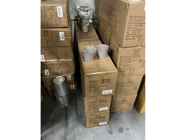 Partij bucket sevilla zinc ø10,3xh8,5cm es9 taupe matt (720x) - afbeelding 4 van  5