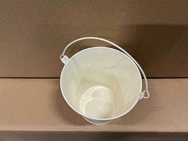 Partij bucket sevilla zinc ø15,5xh14,8cm es14/15 cream gloss (1440x) - afbeelding 2 van  5