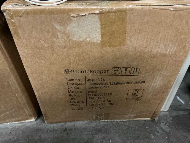 Partij bucket sevilla zinc ø15,5xh14,8cm es14/15 cream gloss (340x) - afbeelding 3 van  3