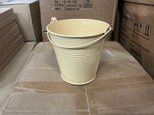 Partij bucket sevilla zinc ø15,5xh14,8cm es14/15 yellow matt (600x) - afbeelding 1 van  2