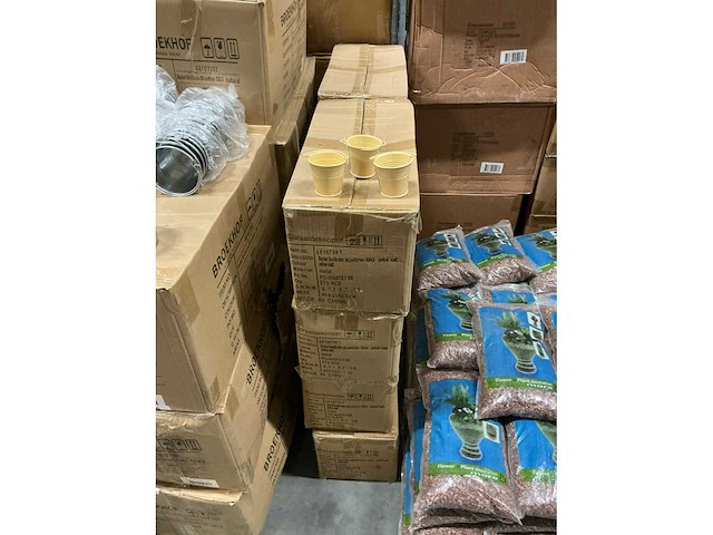 Partij bucket sevilla zinc ø6,3xh5,7cm yellow mat metal (2160x) - afbeelding 3 van  4