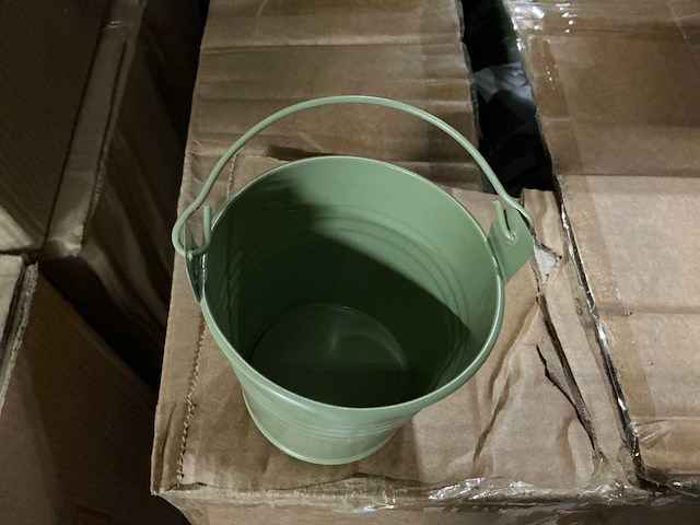 Partij bucket sevilla zinc ø8,2xh7,2cm - es7 green matt (1080x) - afbeelding 4 van  6