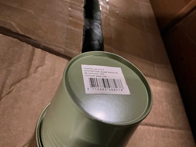 Partij bucket sevilla zinc ø8,2xh7,2cm - es7 green matt (1080x) - afbeelding 5 van  6
