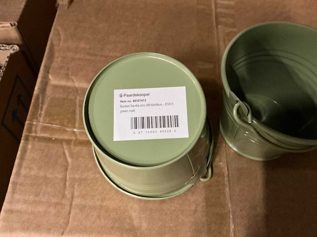 Partij bucket sevilla zinc ø9,6xh8cm es8,5 green matt (1890x) - afbeelding 3 van  5