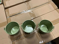 Partij bucket sevilla zinc d10,3xh8,5cm green matt (2280x) - afbeelding 1 van  4
