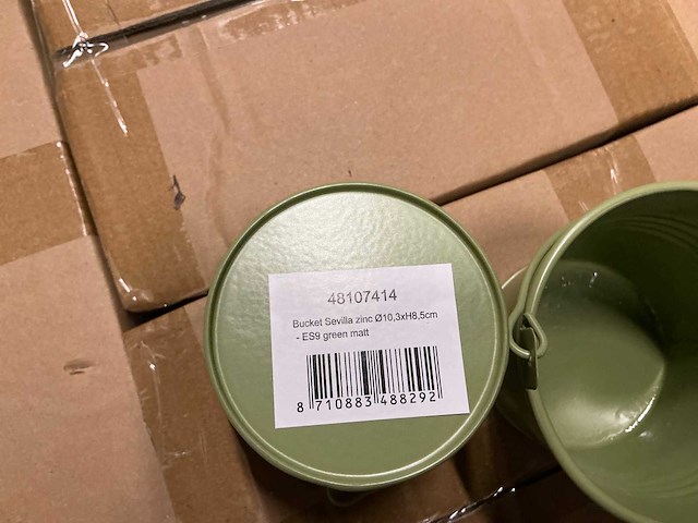 Partij bucket sevilla zinc d10,3xh8,5cm green matt (2280x) - afbeelding 2 van  4