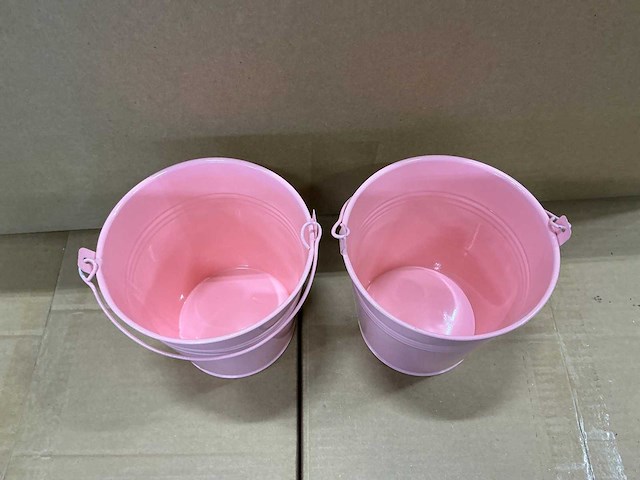 Partij buckets sevilla zinc ø13xh13cm es12 pink gloss (1080x) - afbeelding 2 van  5
