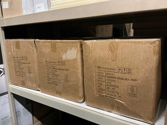 Partij buckets sevilla zinc ø15,5xh14,8cm - es14/15 pink gloss metal (360x) - afbeelding 1 van  4