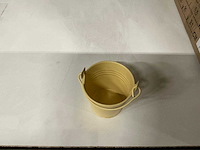 Partij buckets sevilla zinc yellow mat ø6,3xh5,7cm es5,5 (540x) - afbeelding 2 van  3