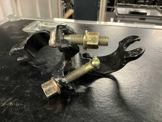 Partij buis koppelingen (ca. 850x) - afbeelding 1 van  5