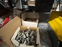 Partij buisklemmen en installatiemateriaal - afbeelding 3 van  15