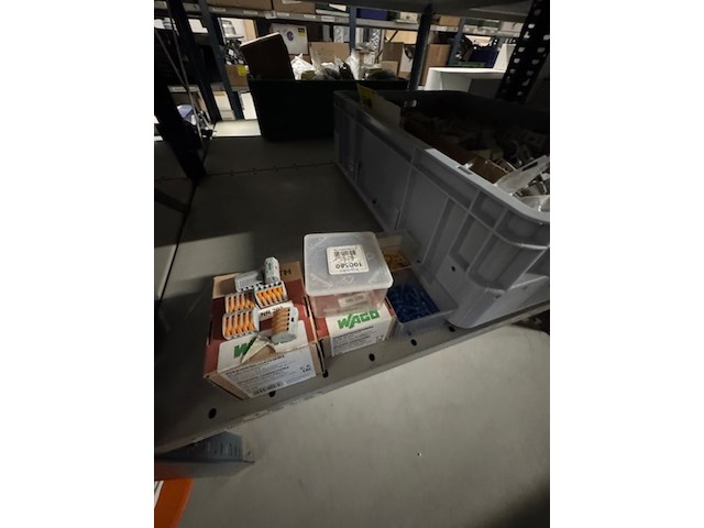 Partij buisklemmen en installatiemateriaal - afbeelding 5 van  15