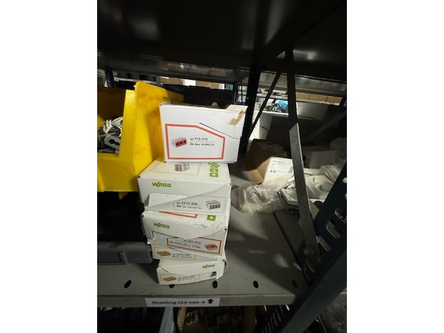 Partij buisklemmen en installatiemateriaal - afbeelding 15 van  15