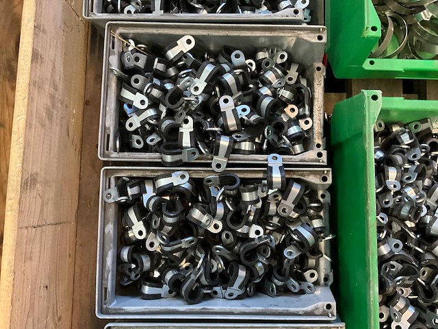 Partij buisklemmen - afbeelding 3 van  6