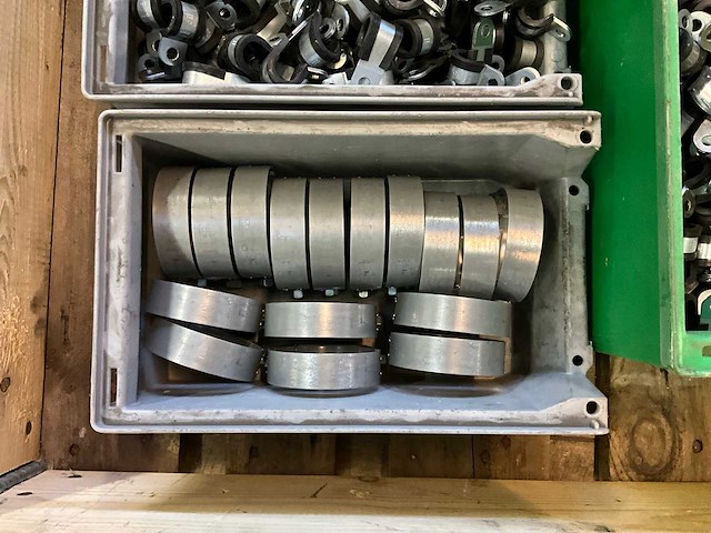 Partij buisklemmen - afbeelding 4 van  6