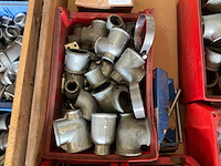 Partij buiskoppelingen en bevestigingsmateriaal - afbeelding 2 van  6