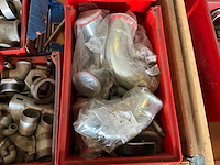Partij buiskoppelingen en bevestigingsmateriaal - afbeelding 4 van  6