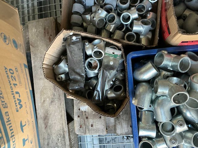 Partij buiskoppelingen - afbeelding 7 van  7