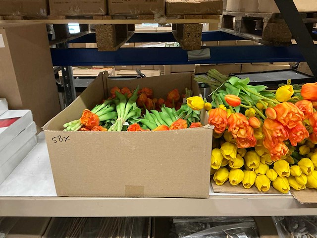 Partij bunch of tulips (58x) - afbeelding 2 van  4