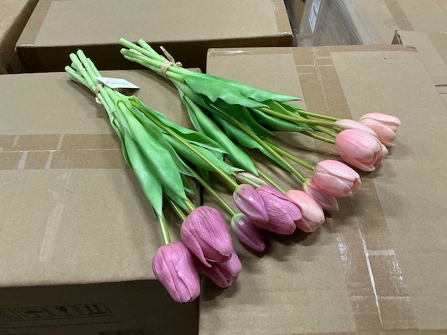Partij bunch of tullips closed 39cm pink & purple 7/bun (115x) - afbeelding 2 van  5