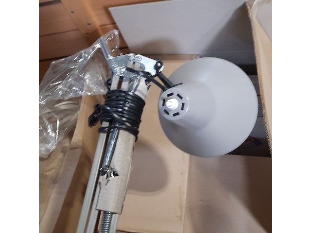 Partij bureaulampen, atlas - afbeelding 12 van  12