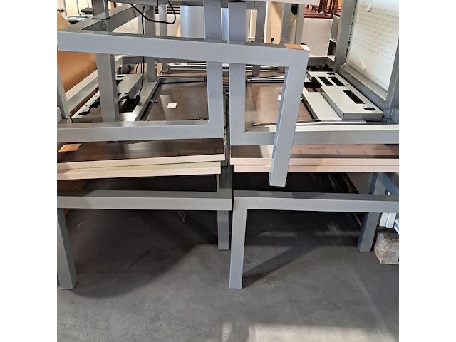 Partij bureaus en tafels, o.a. kembo - afbeelding 2 van  6