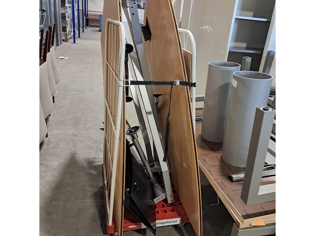 Partij bureaus en tafels, o.a. kembo - afbeelding 5 van  6