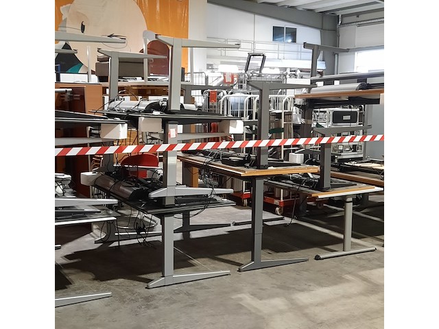 Partij bureau's - afbeelding 8 van  9