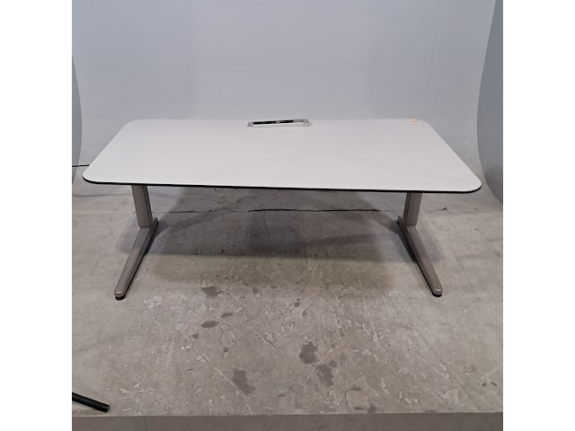 Partij bureaus - afbeelding 8 van  10