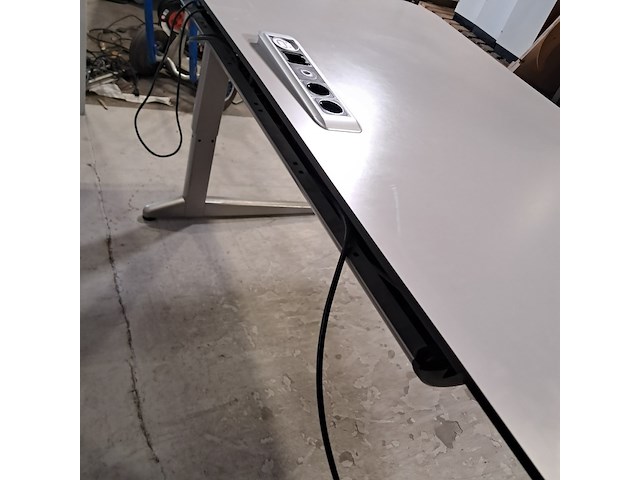 Partij bureaus - afbeelding 5 van  9