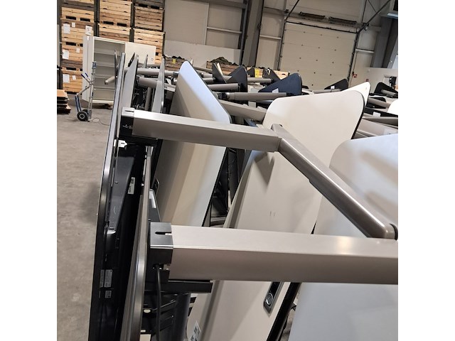 Partij bureaus - afbeelding 8 van  9