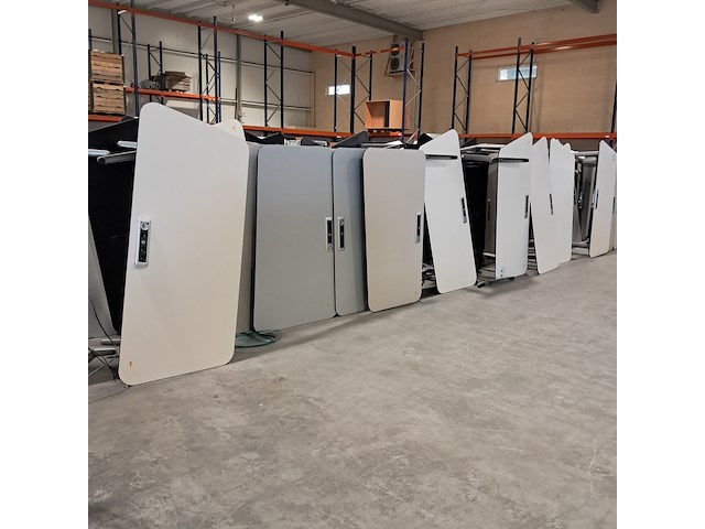 Partij bureaus - afbeelding 9 van  9