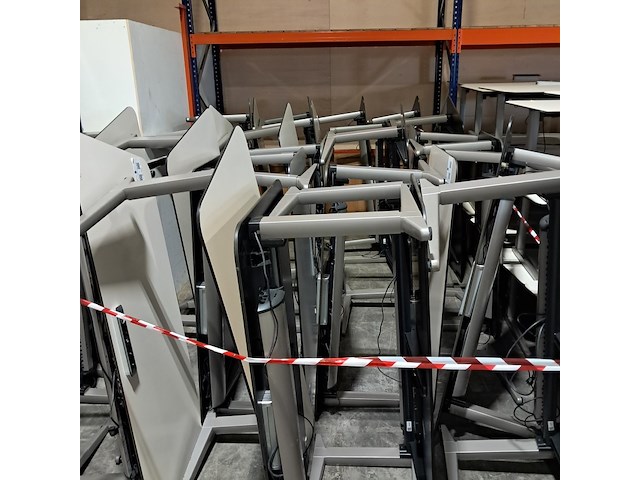 Partij bureaus - afbeelding 4 van  11